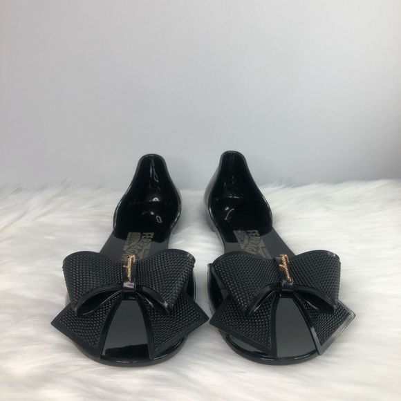 $300 Authentic Ferragamo black jelly flats slipper - Picture 4 of 9